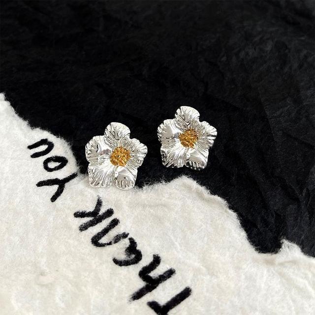 Floral Alloy Stud Earring Product Image