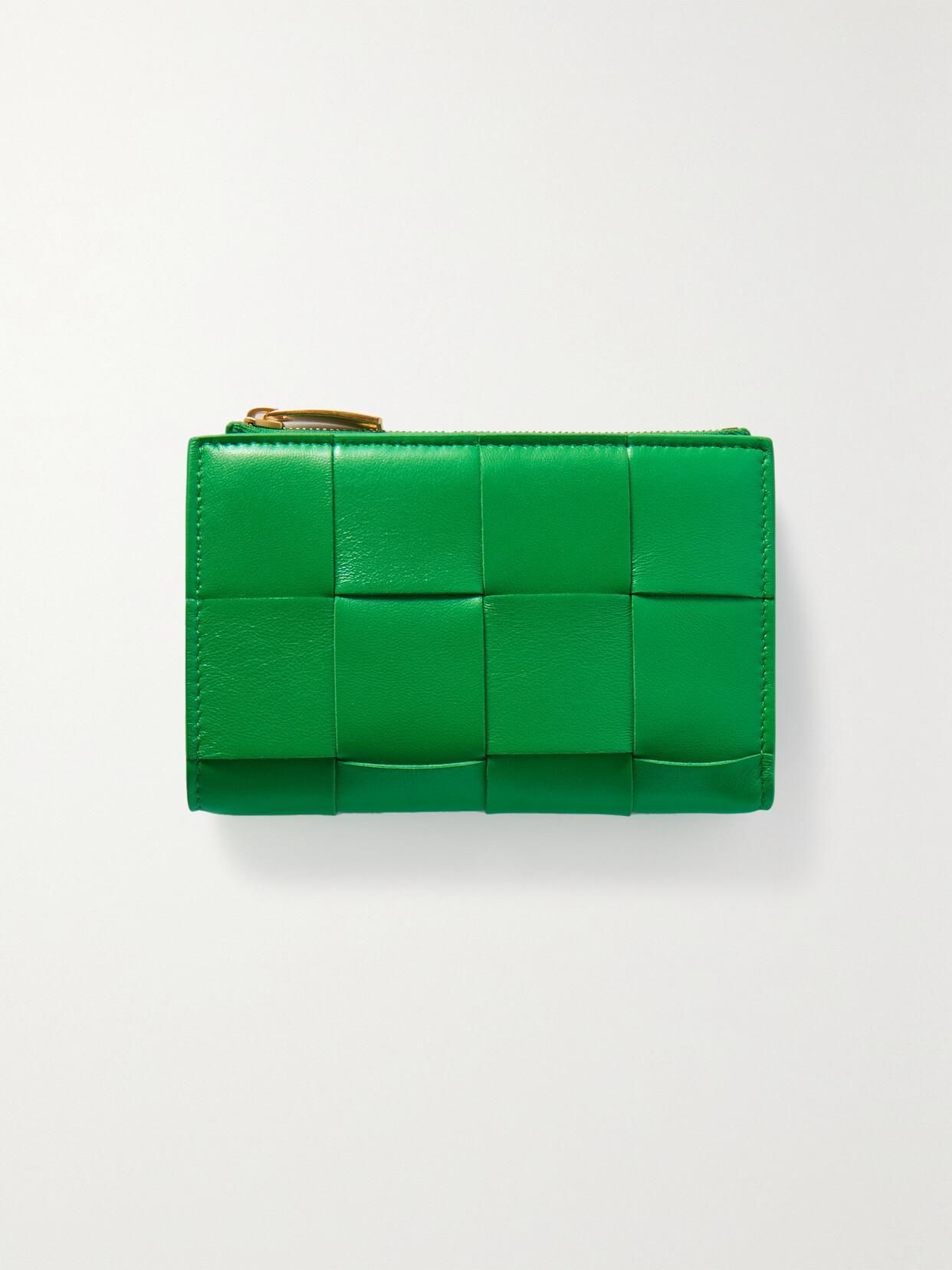 BOTTEGA VENETA Cassette Intrecciato Leather Wallet In Green Product Image