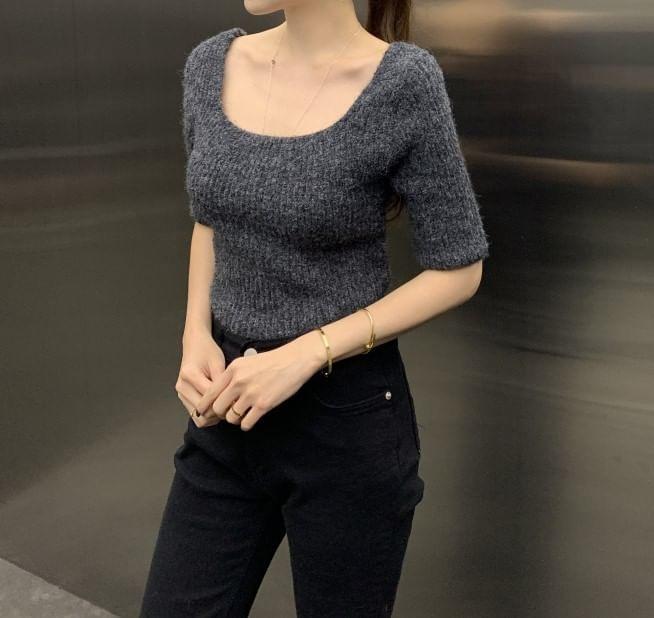 Short Sleeve Scoop Neck Plain Knitted Top Product Image