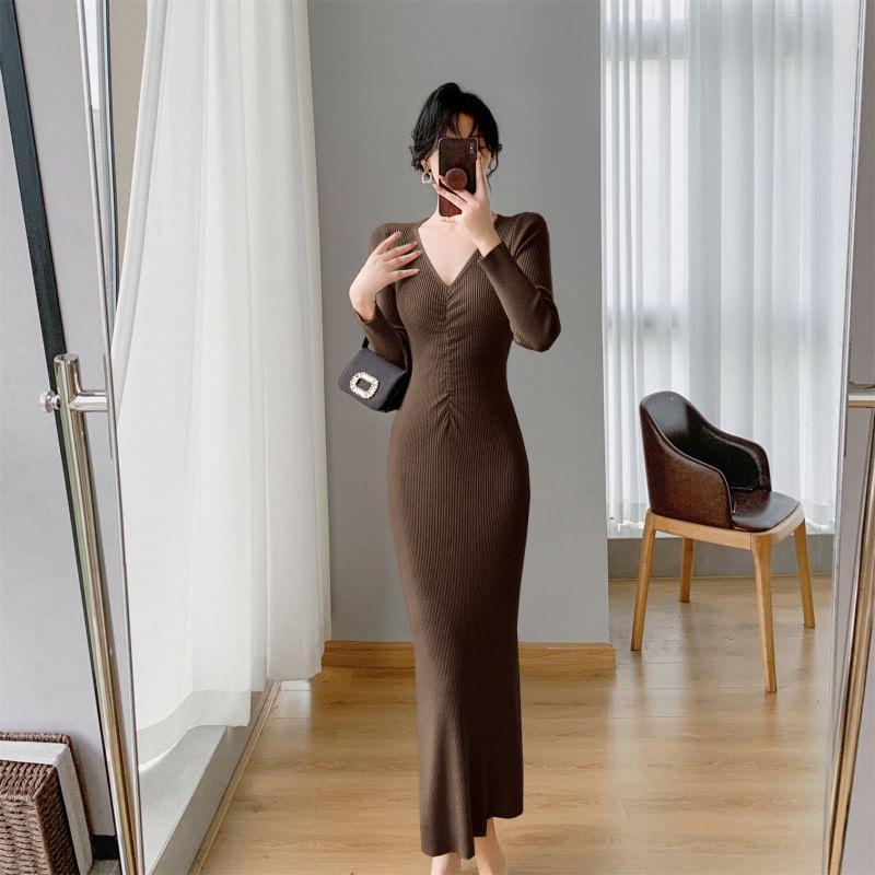 Long-Sleeve V-Neck Plain Ruched Ribbed Midi Sheath Knit Dress Product Image