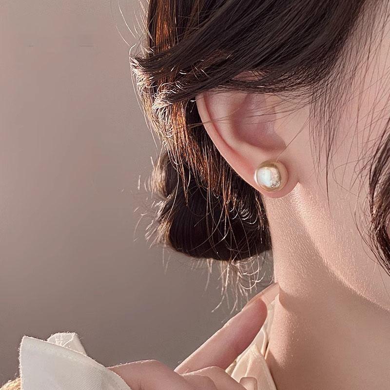 Bead Alloy Stud Earring Product Image