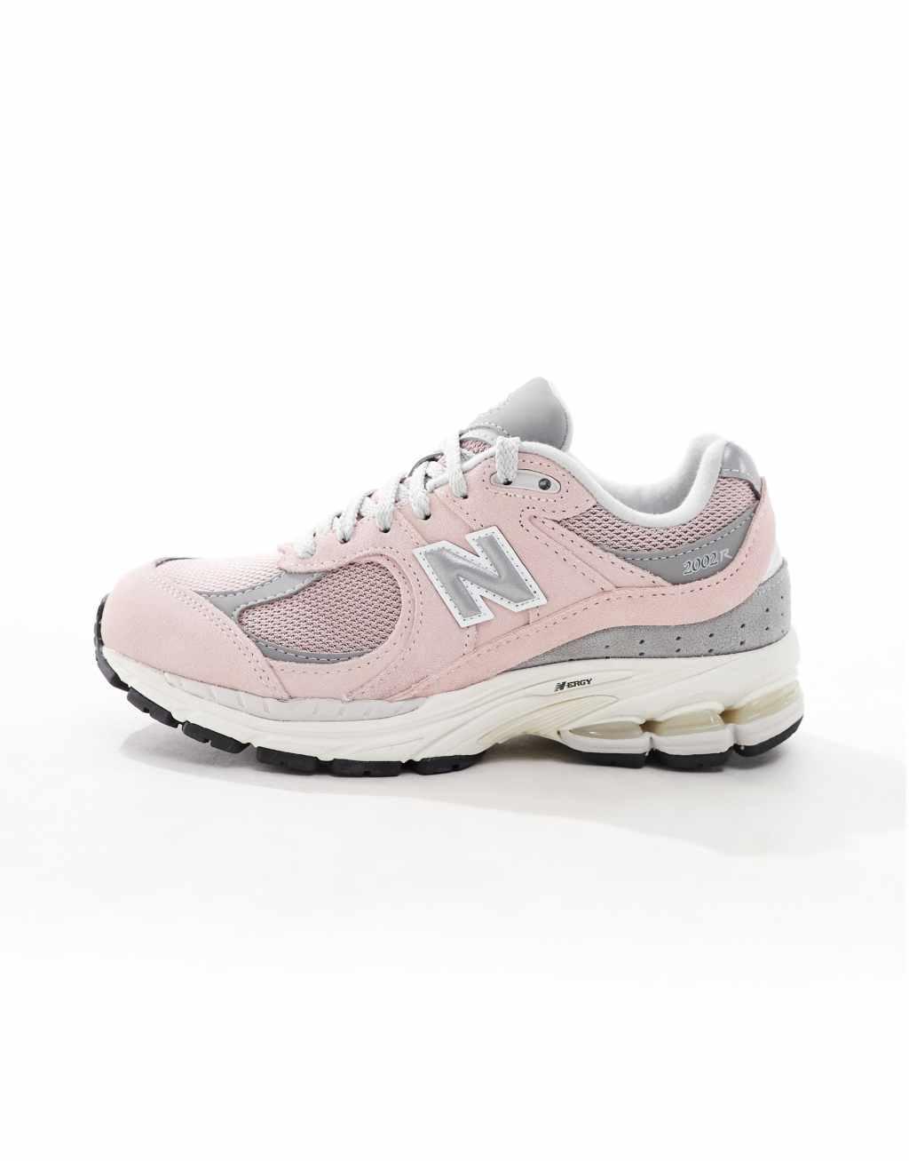 New Balance 2002 sneakers in pink  Product Image