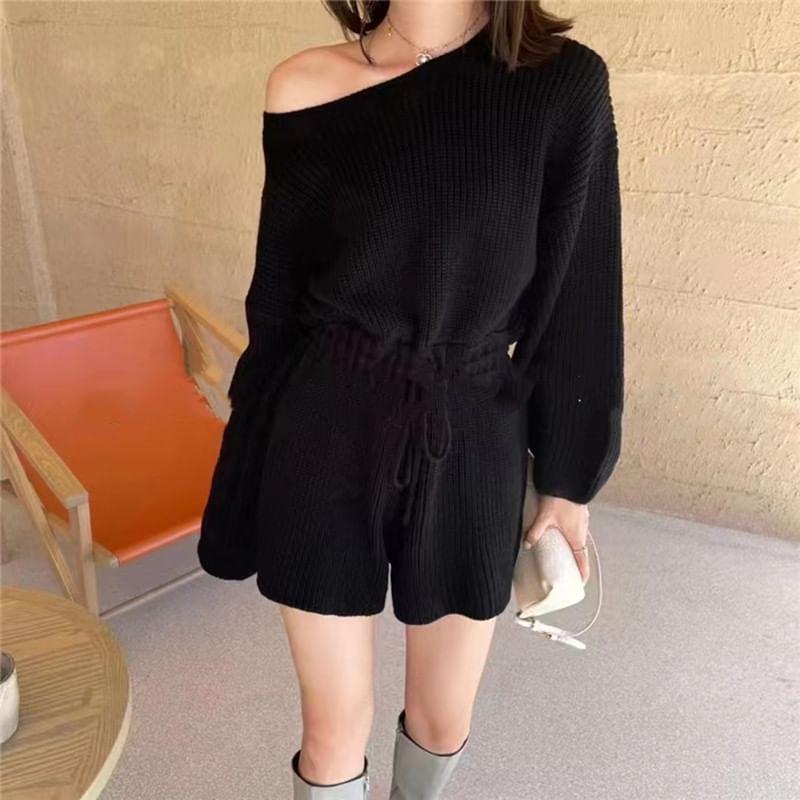 Long-Sleeve Knit Wide Leg Romper Product Image