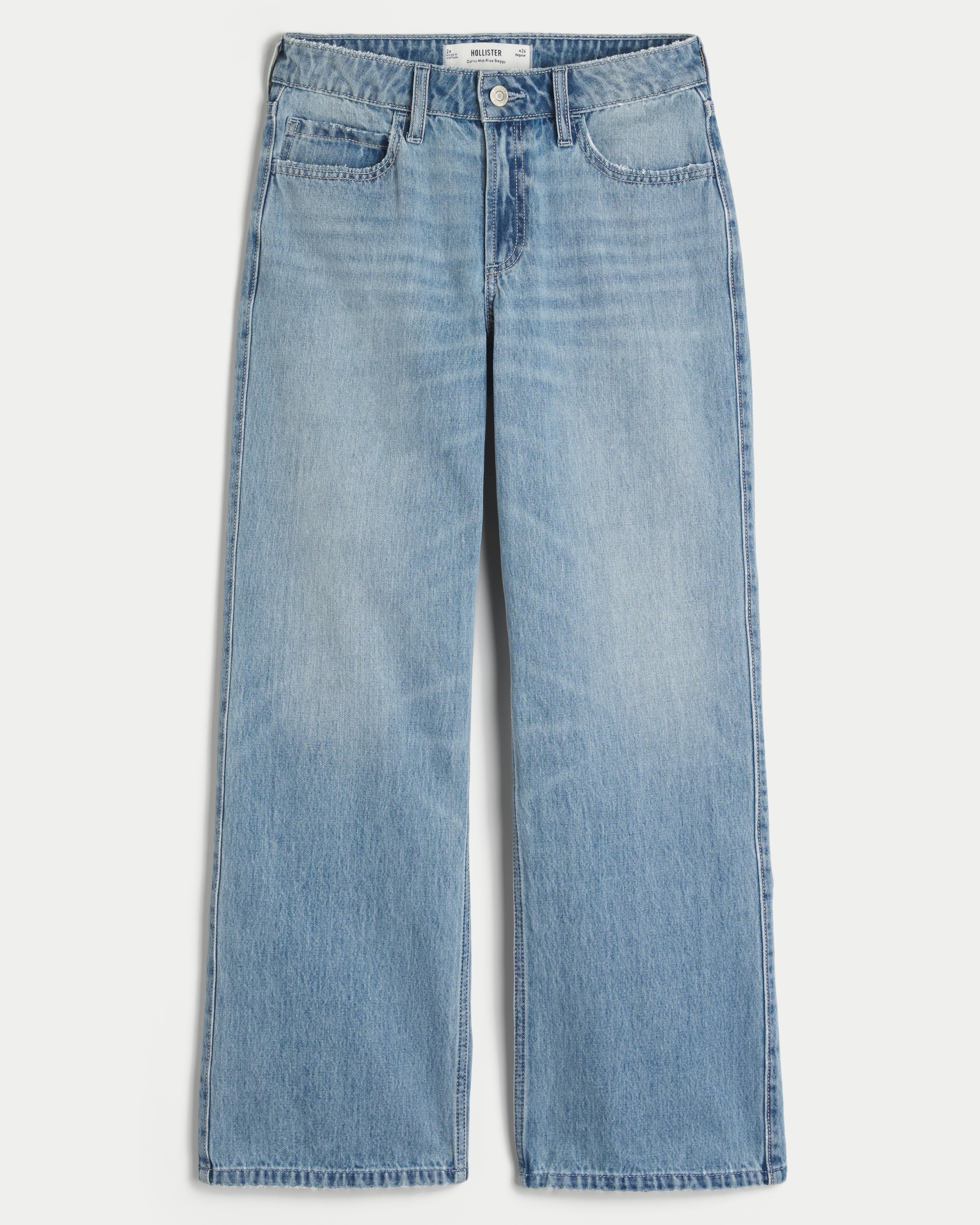 Curvy Mid-Rise Light Wash Baggy Jeans Product Image