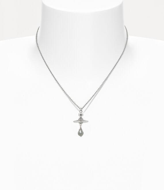 Reina Pendant Necklace  Product Image