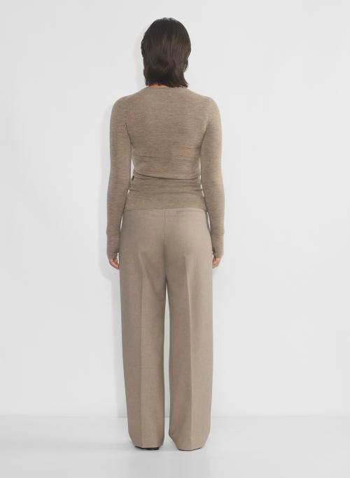 the effortless pant™ curve-fit Product Image