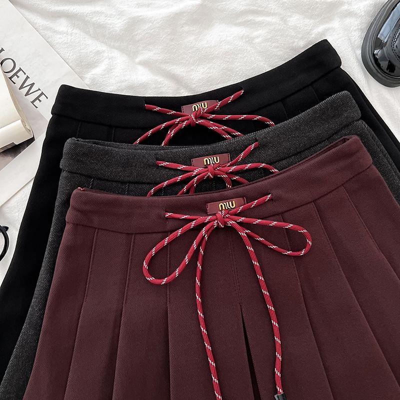 High Waist Plain Mini Pleated Skirt Product Image