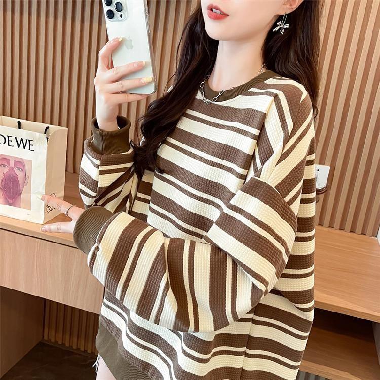 Round Neck Striped Oversized Sweatshirt Product Image