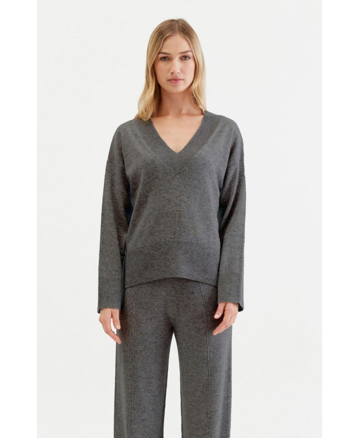 Chinti and Parker Womens Chinti & Parker V Neck Wool Cashmere Sweater Product Image