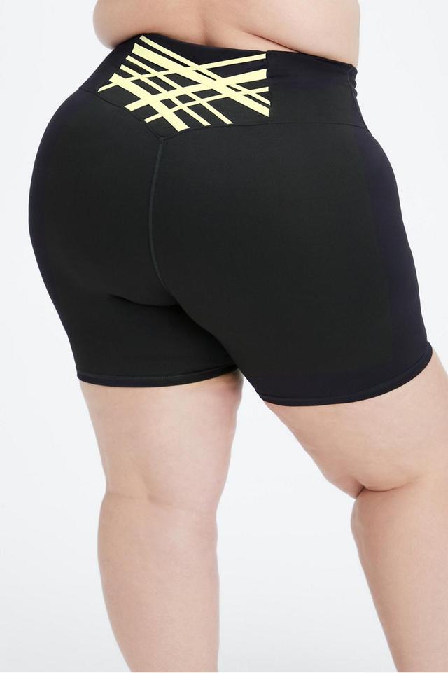 Fabletics Boost 6 Short Womens Black/Lemon Crme plus Size 4X Product Image