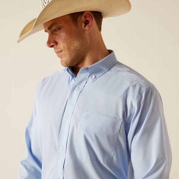 Ariat® Men's L/S Light Blue 360 Airflow Classic Fit Button Shirt Product Image