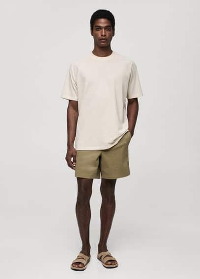 Relaxed fit cotton t-shirt - Men | MANGO USA Product Image