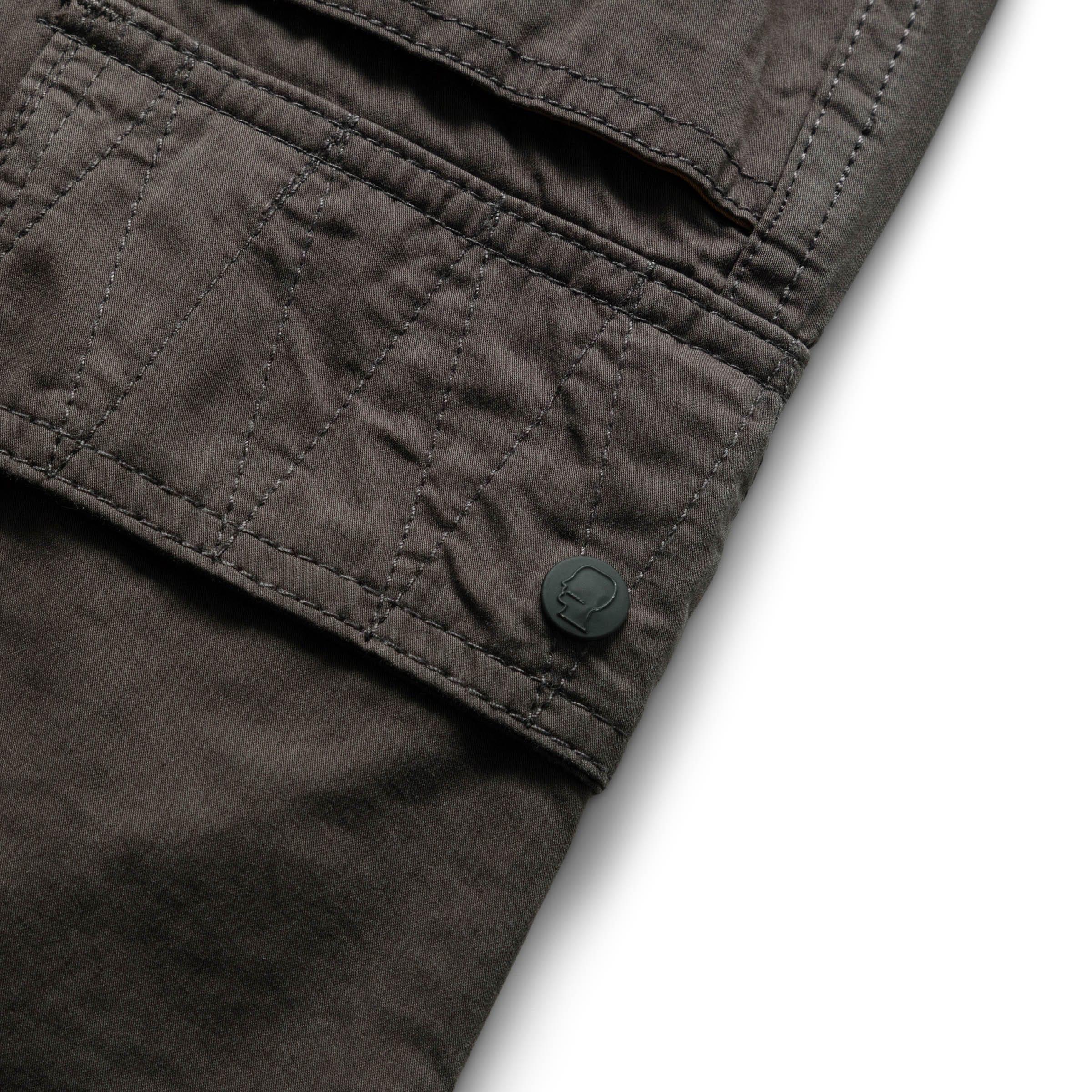 BASICS PANTS Male Product Image