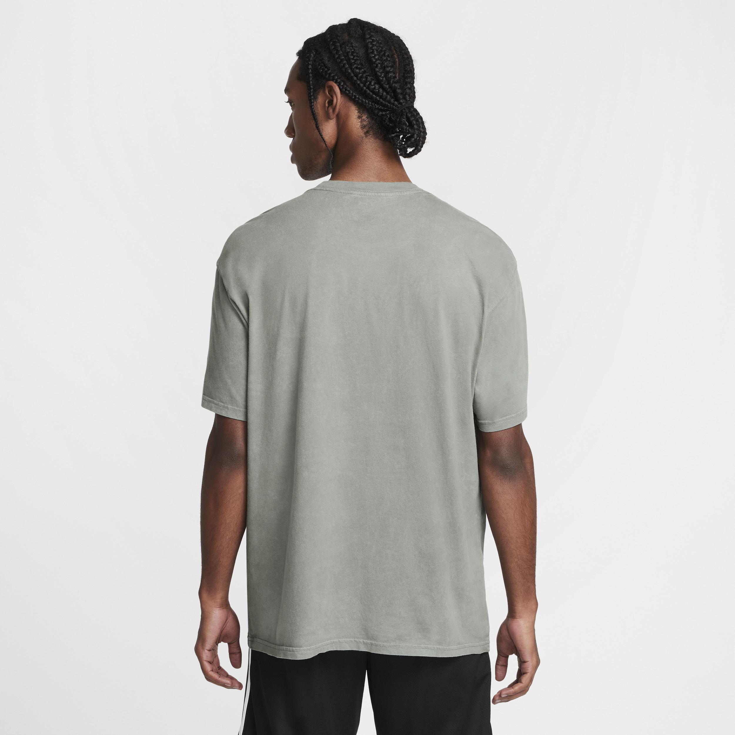 Nike Men's Max90 Basketball T-Shirt Product Image