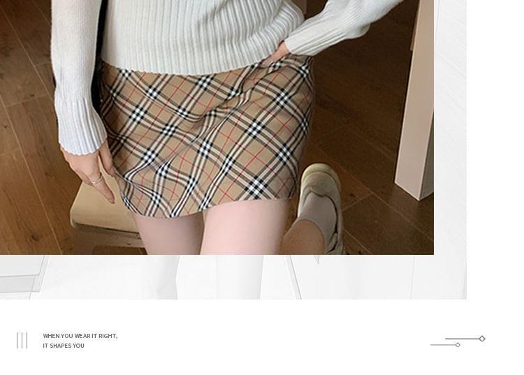 Long-Sleeve Square Neck Ribbed Knit Top product image