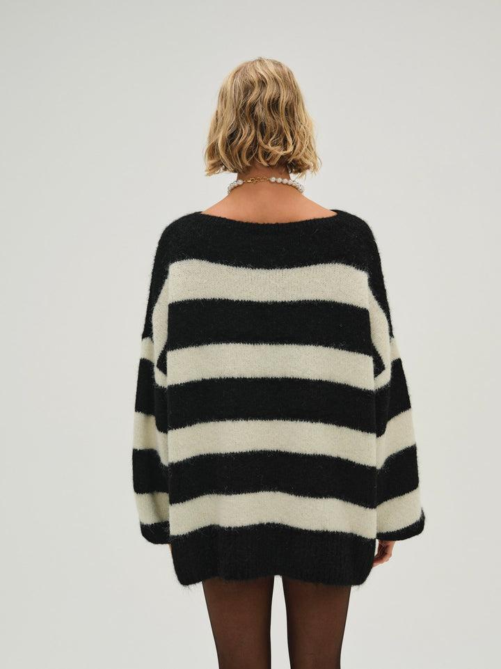 Meggy Oversized Sweater — Black Product Image