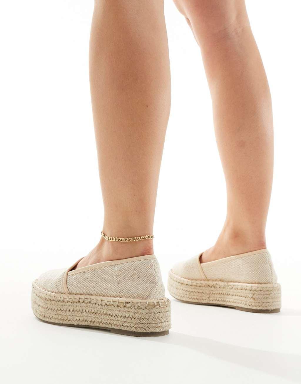 ASOS DESIGN Wide fit Journal flatform espadrilles in cream Product Image