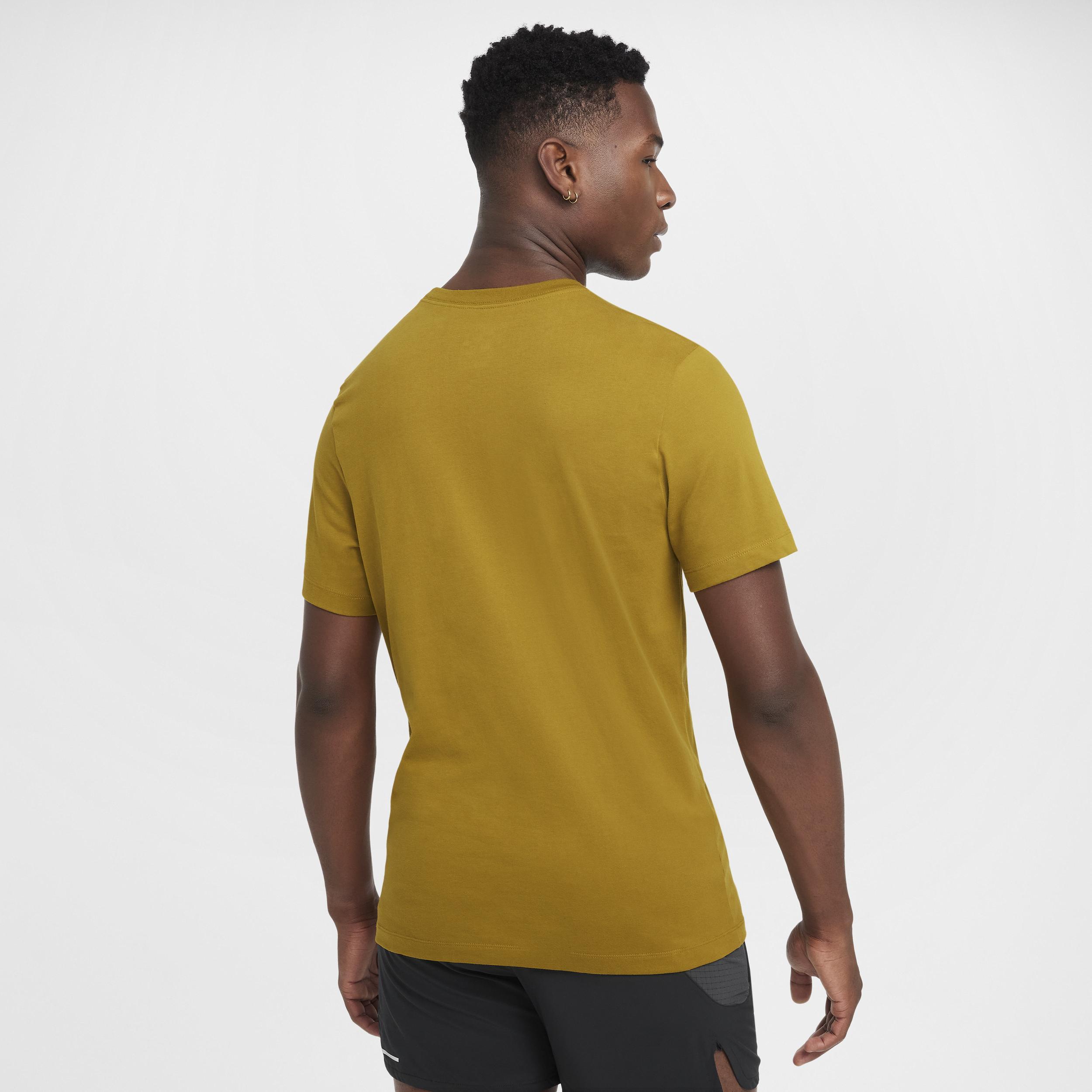 Nike Mens Dri-FIT Trail Running T-Shirt Product Image