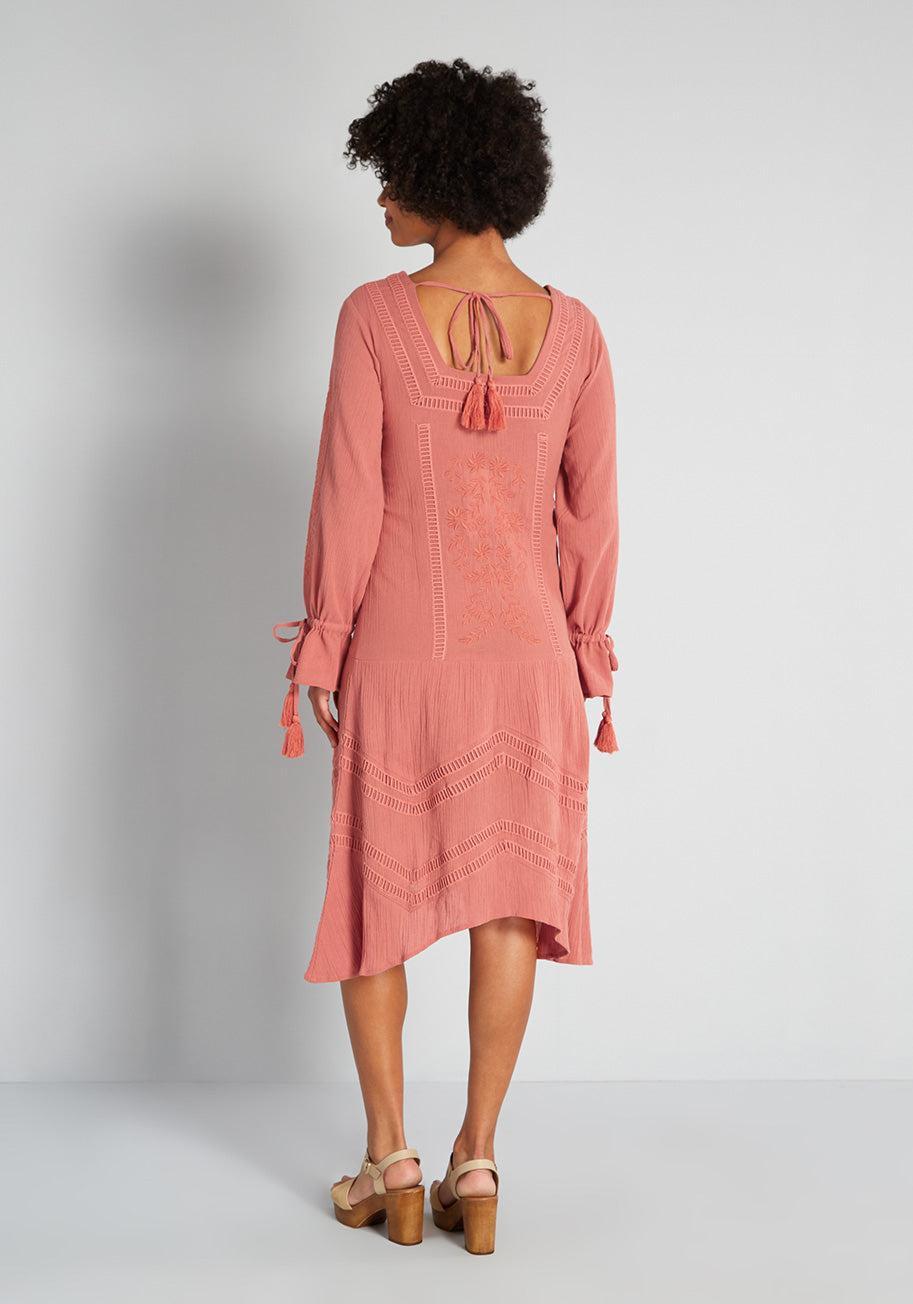 Elegant Wanderer  Midi Dress Product Image