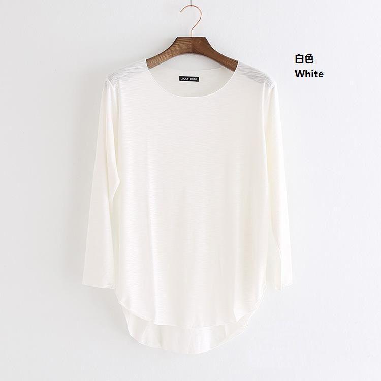 Long-Sleeve Round Neck T-Shirt Product Image