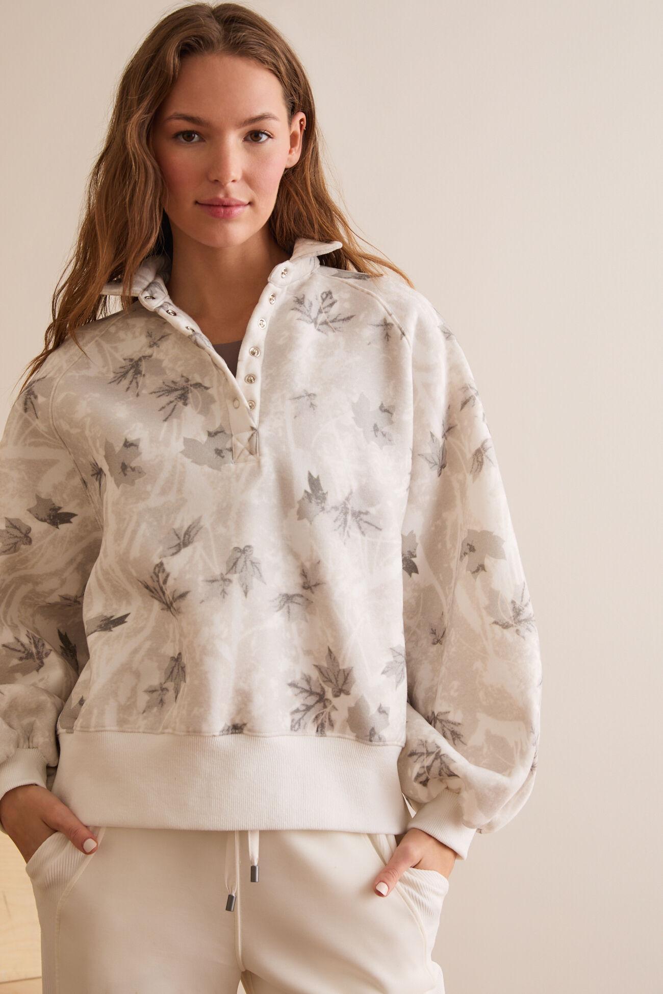 Peak Balloon Sleeve Camo Pullover Product Image