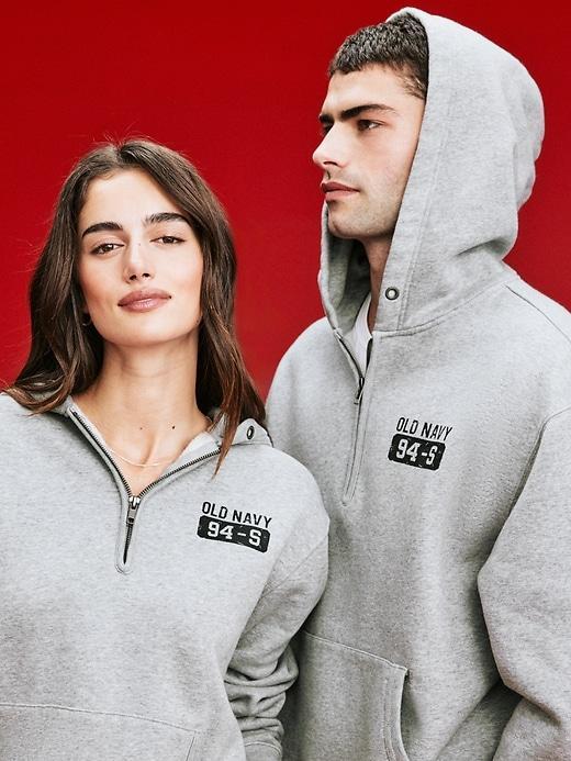 &apos;94 Half-Zip Hoodie Product Image