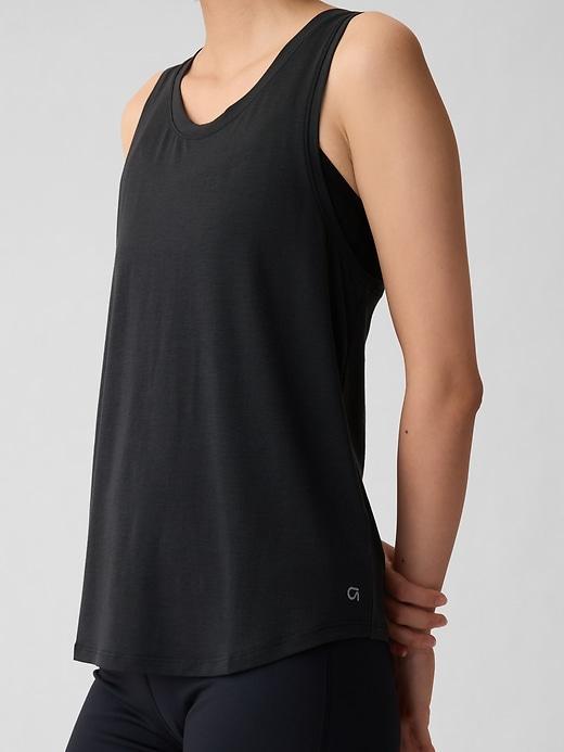 GapFit Muscle Tank Top Product Image