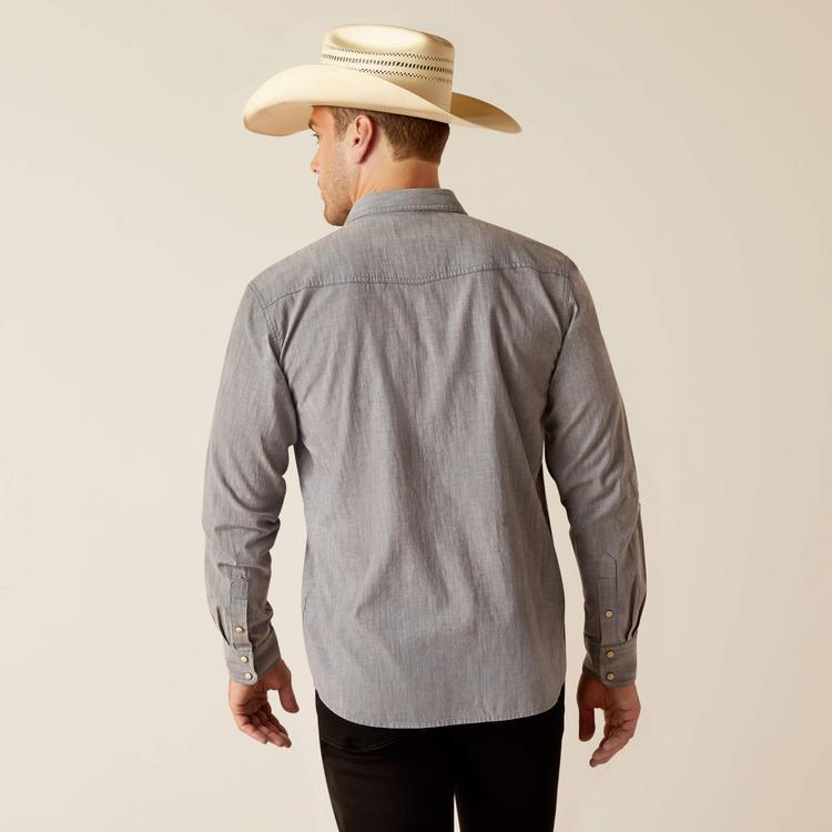 Ariat® Men's L/S Jurlington Chambray Blue Retro Fit Snap Shirt Product Image