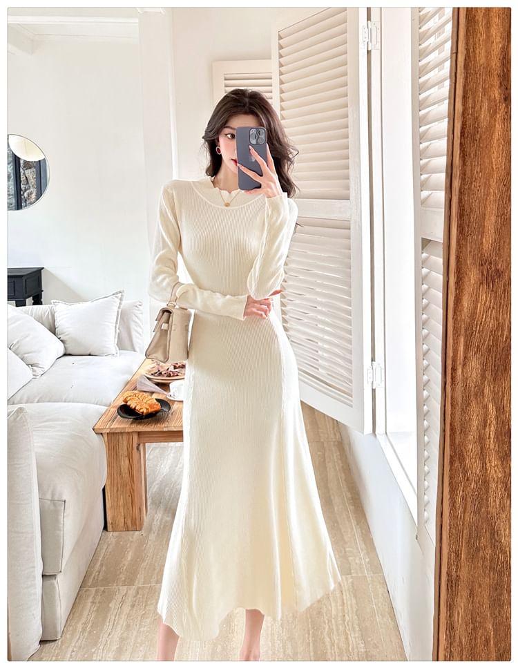 Long-Sleeve Mock Neck Plain Midi A-Line Knit Dress Product Image