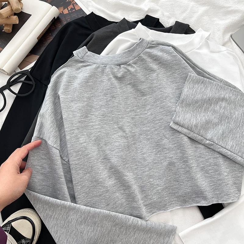 Set: Long-Sleeve Crew Neck Plain Crop T-Shirt + Drawstring Plain Shorts Product Image