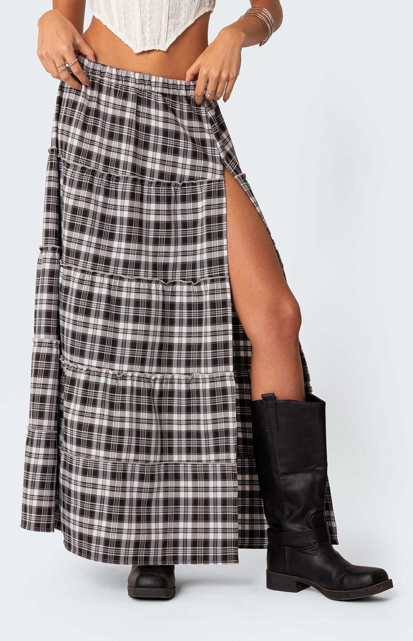 Edikted Womens Plaid Side Slit Tiered Maxi Skirt - Black/white Product Image