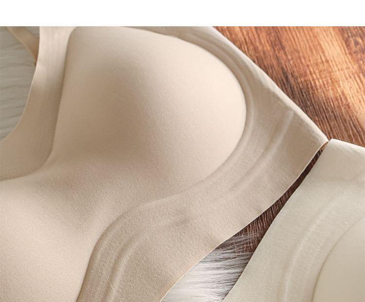 Plain Seamless Wireless Bra Product Image