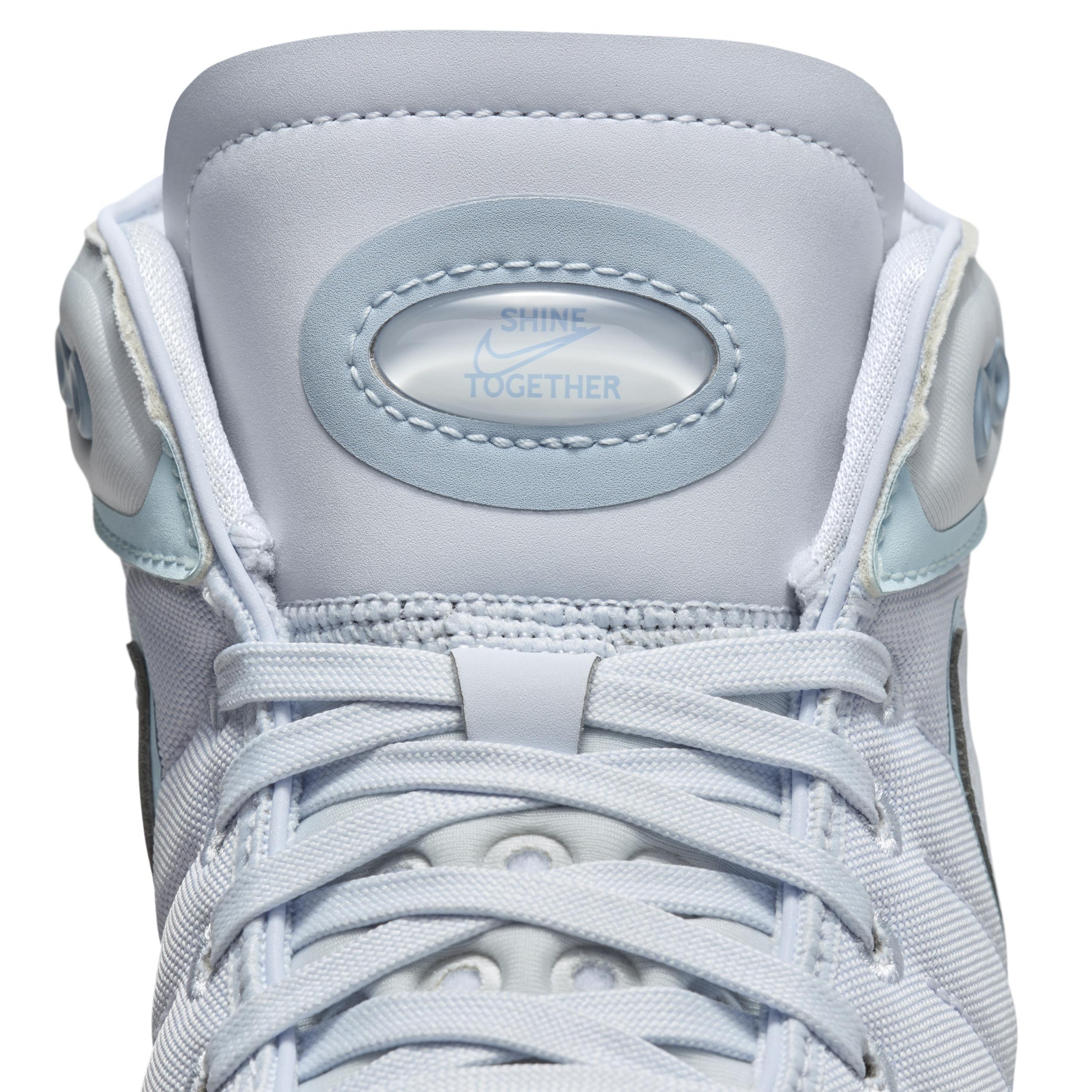 Nike Womens Zoom G.T Hustle 2 - Running Shoes Football Grey/Glacier Blue/Football Grey Product Image