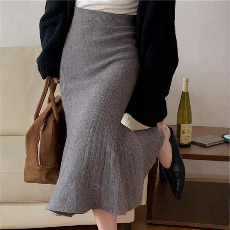 High Rise Plain Midi Fishtail Skirt Product Image