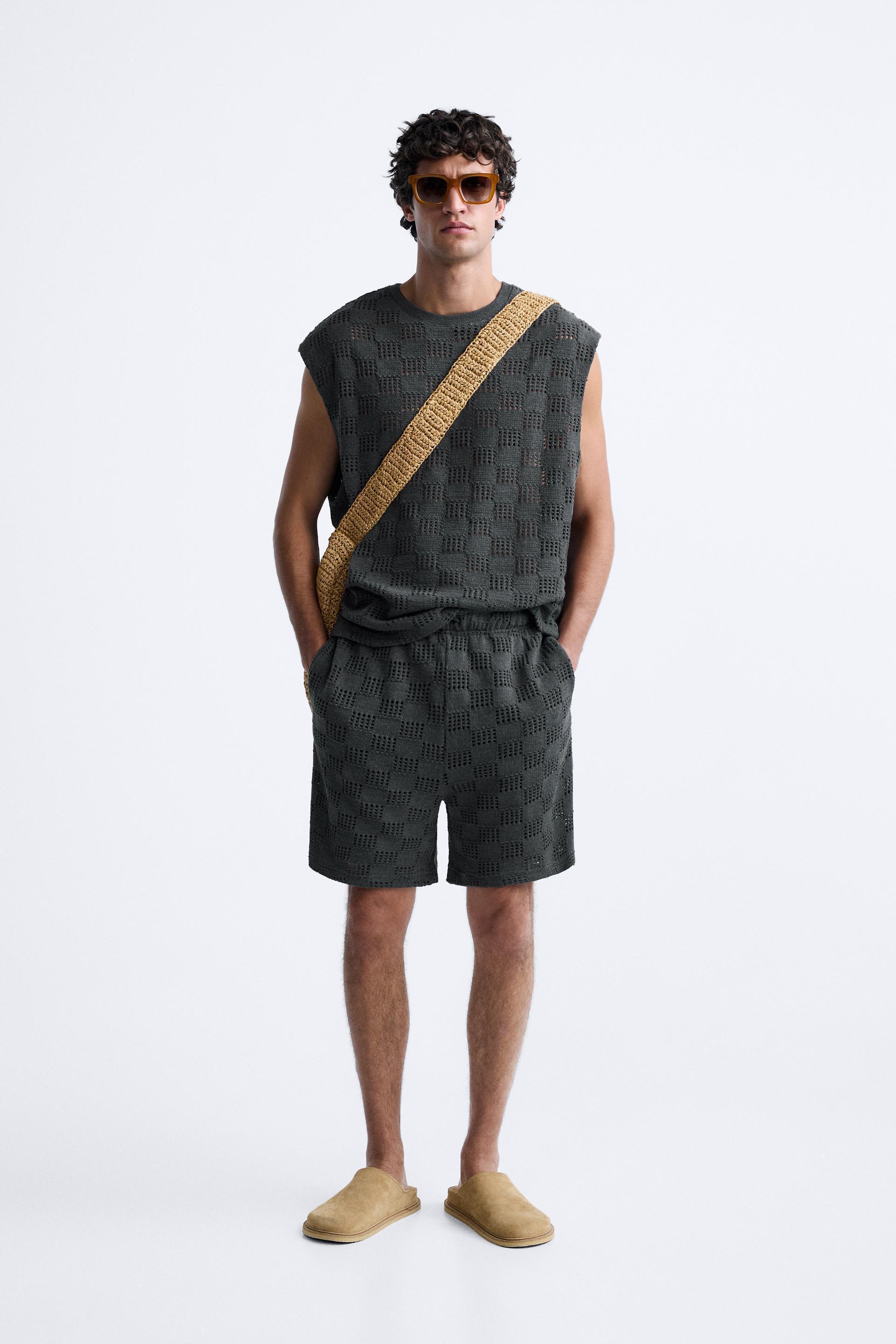 GEOMETRIC JACQUARD SHORTS Product Image