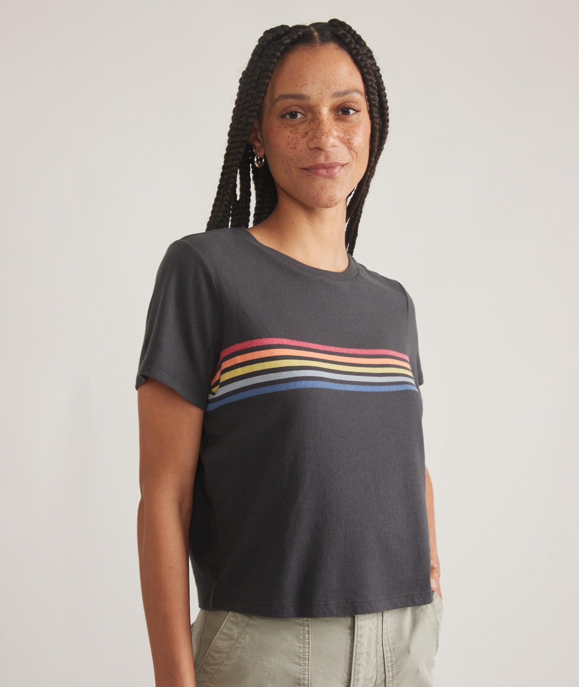 Easy Crop Graphic Tee Product Image