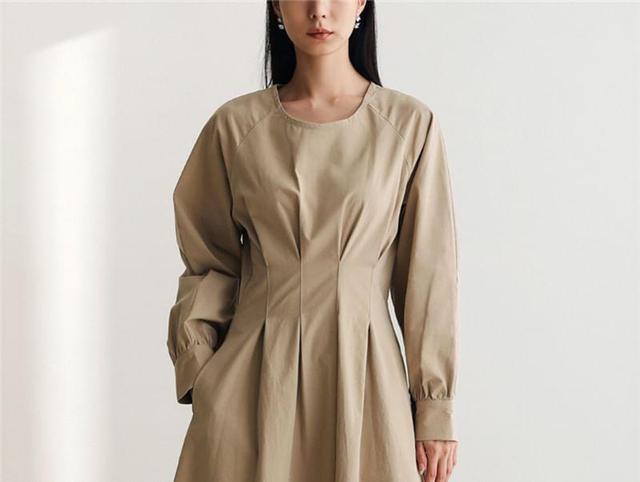 Long-Sleeve Round Neck Plain Midi A-Line Dress Product Image