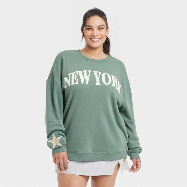 Womens New York Graphic Sweatshirt Product Image