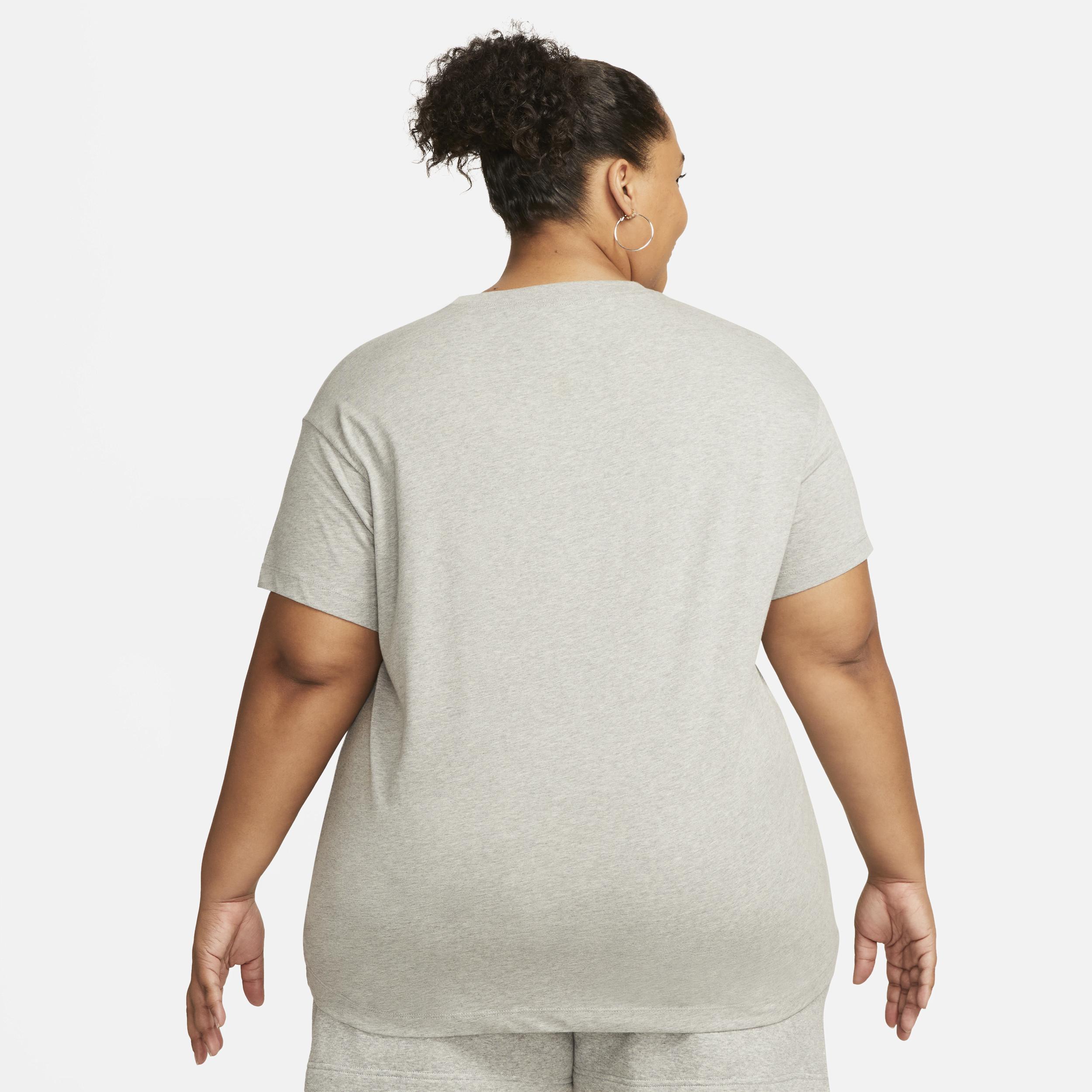 Women's Nike Sportswear Essential T-Shirt (Plus Size) Product Image