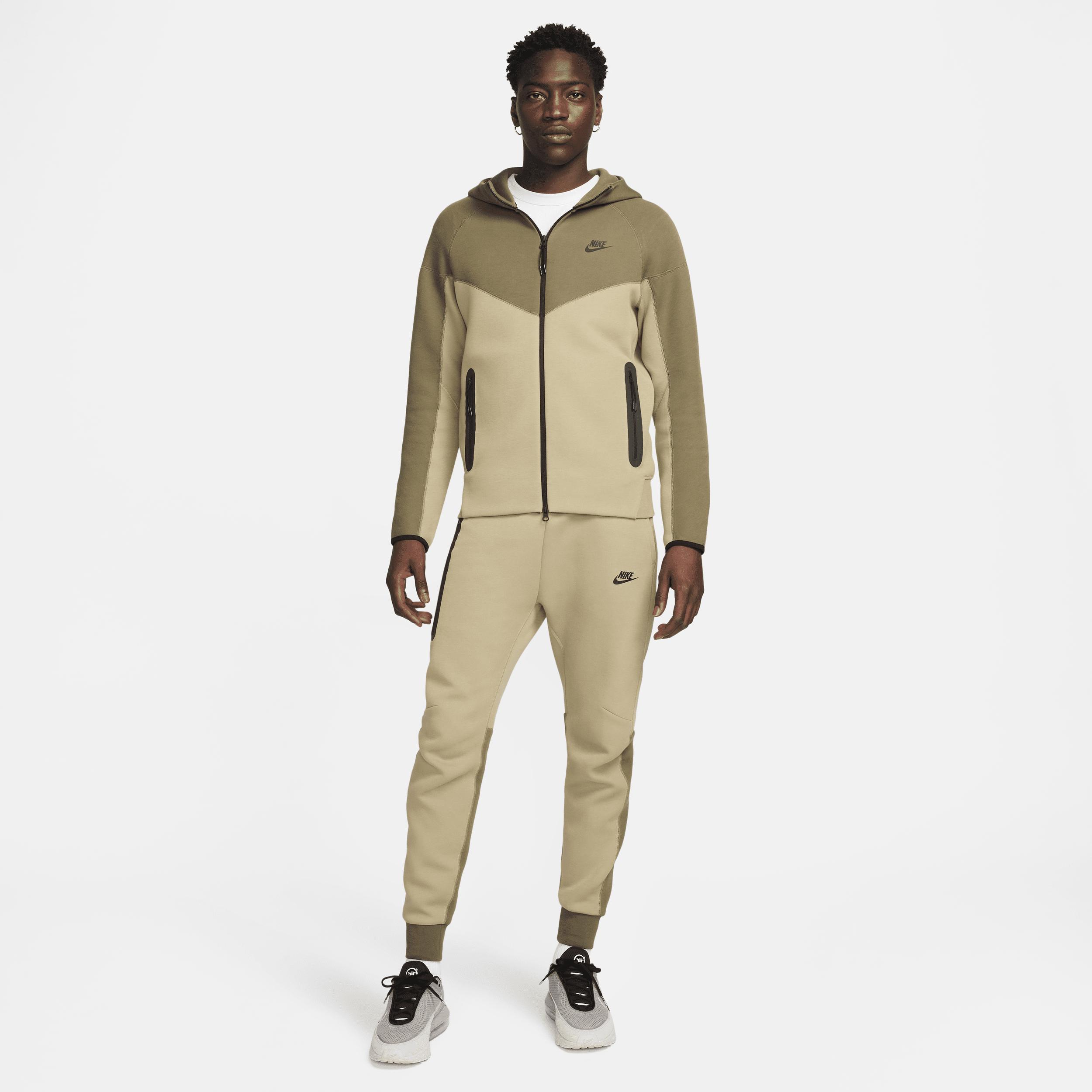 Men's Nike Sportswear Tech Fleece Jogger Pants Product Image