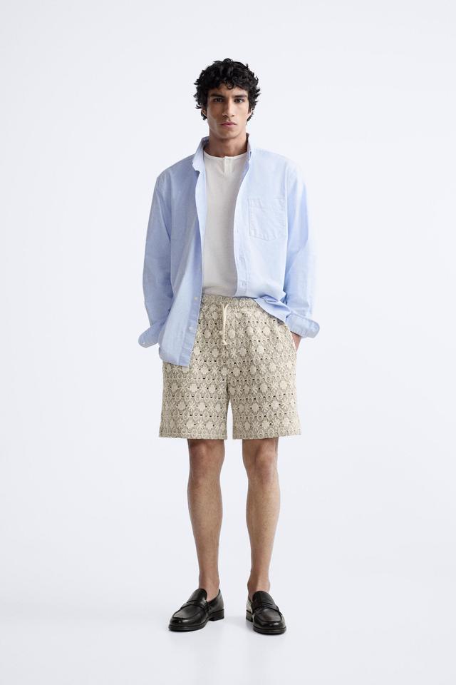 GEOMETRIC JACQUARD SHORTS Product Image