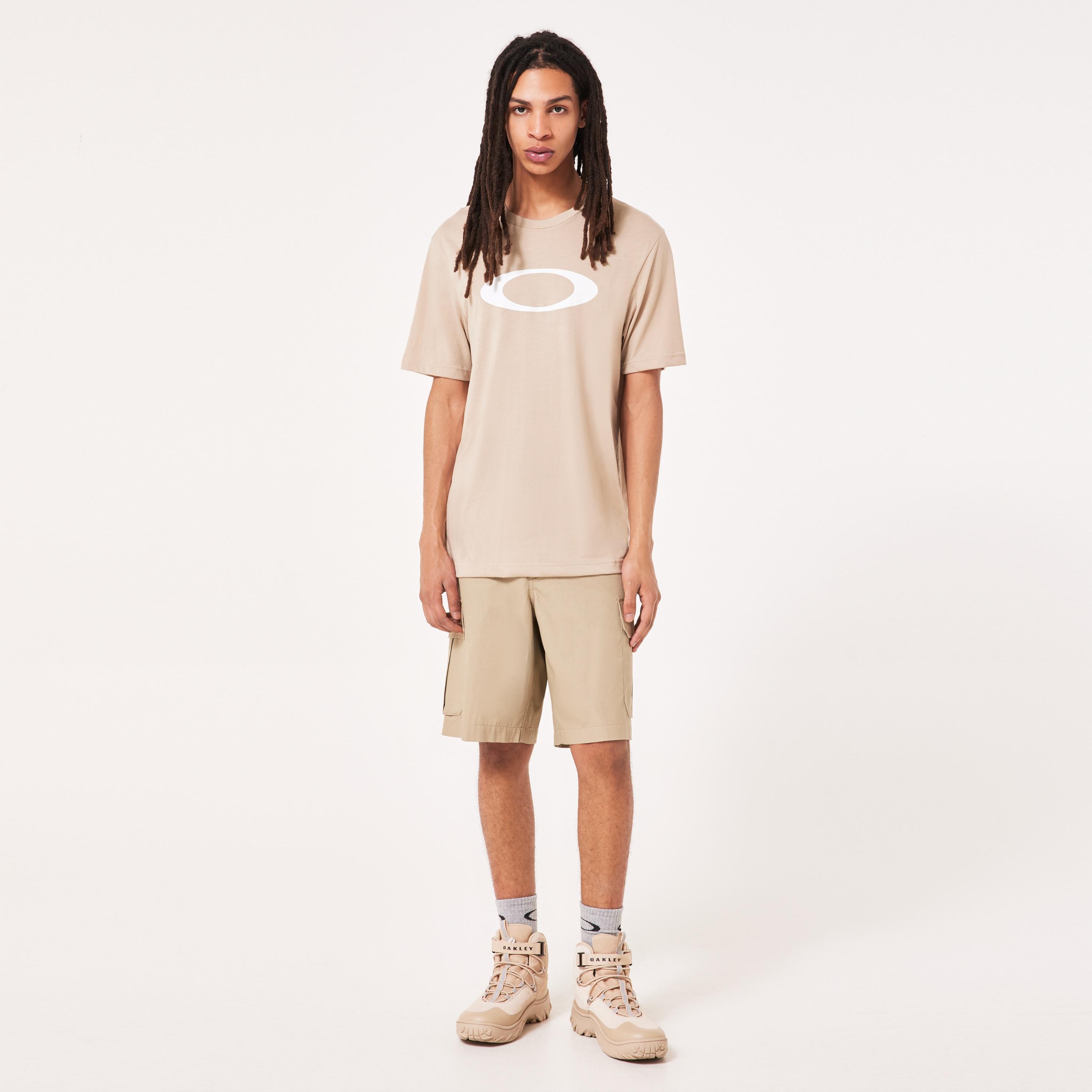 Oakley Oakley Utility Cargo Short - Blackout | Oakley® Product Image