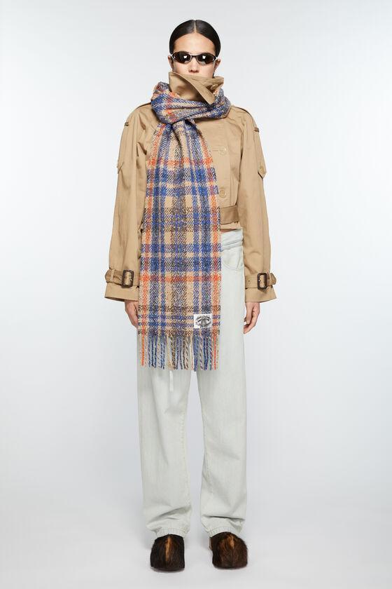 Plaid fringe scarf Product Image