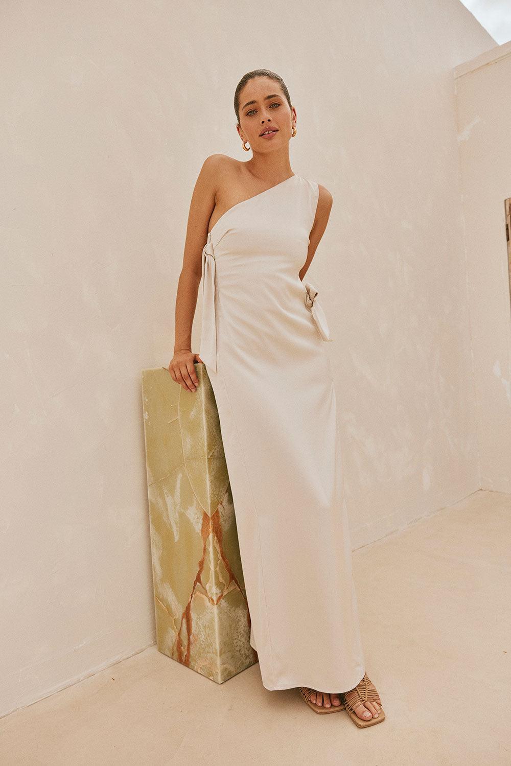 Tavia Maxi Dress Product Image