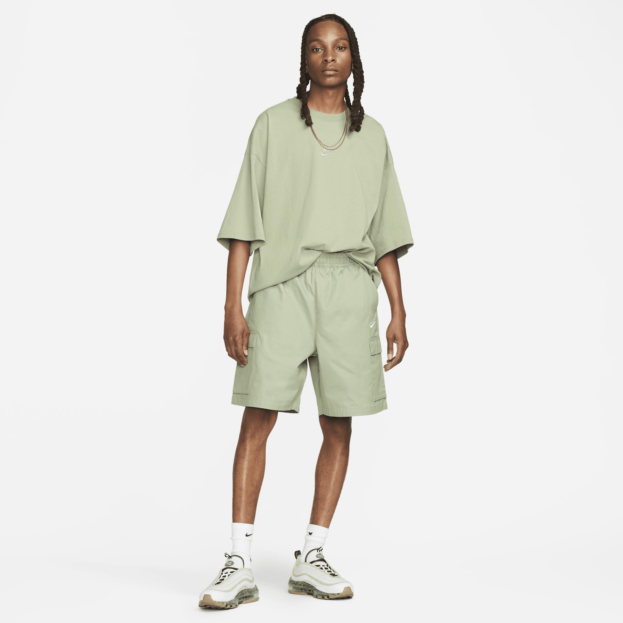 Nike Club Men's Woven Cargo Shorts Product Image