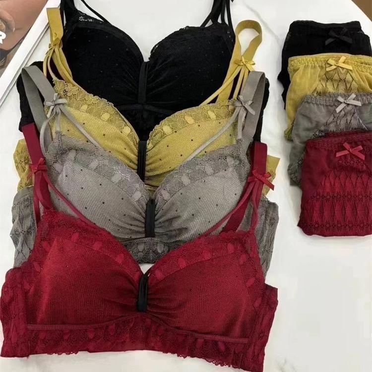 Set: Lace Trim Bra + Panties Product Image