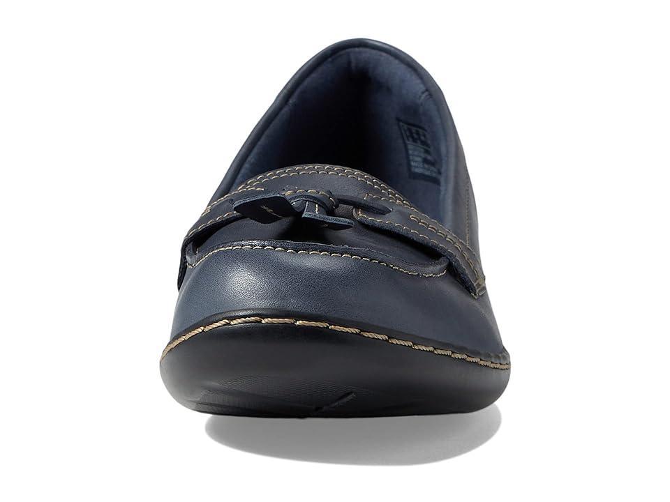 Clarks Ashland Bubble Women's Slip on Shoes Product Image