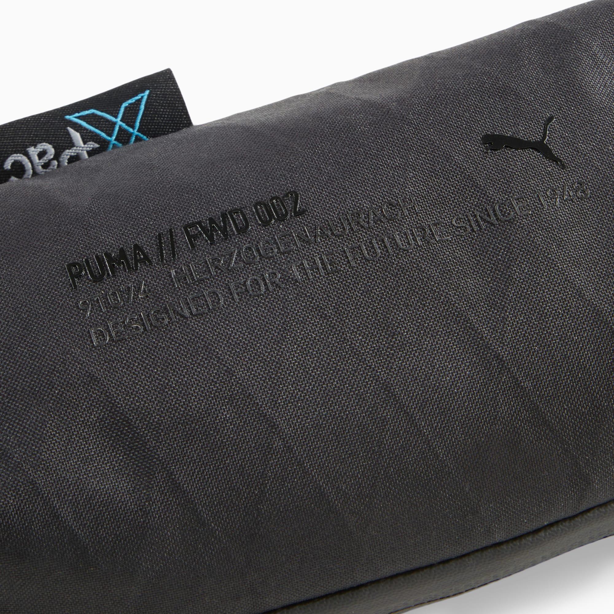 PUMA FWD Small Pouch Bag Product Image