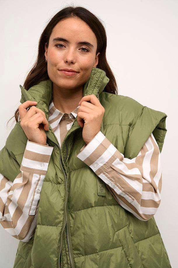 CUeia Down vest Product Image