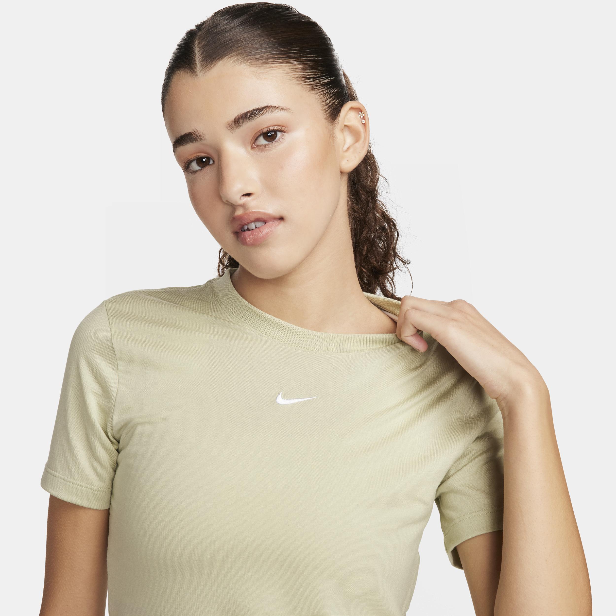 Women's Nike Sportswear Essential Slim Cropped T-Shirt Product Image